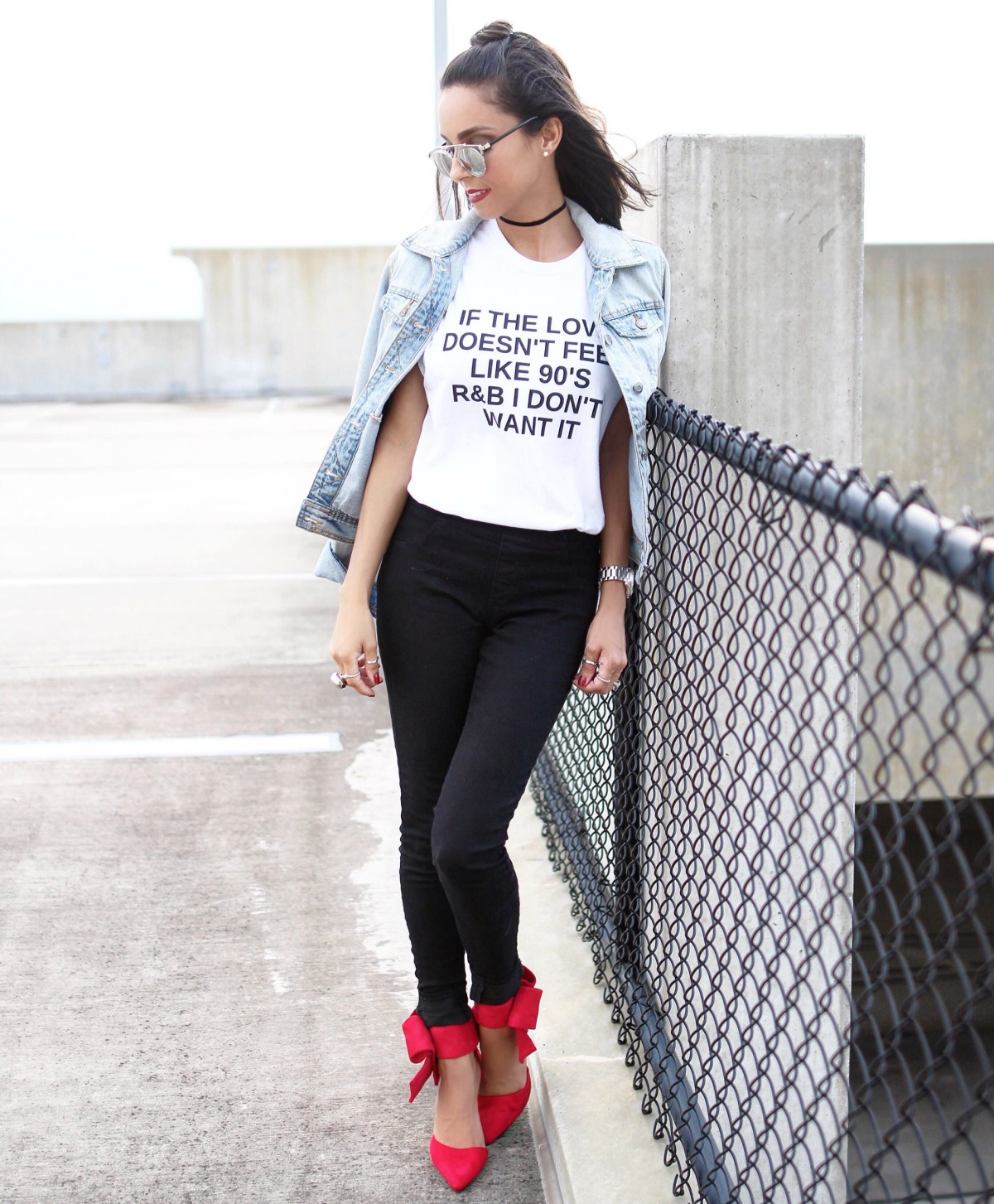 90's R&B graphic tee with choker and bow heels