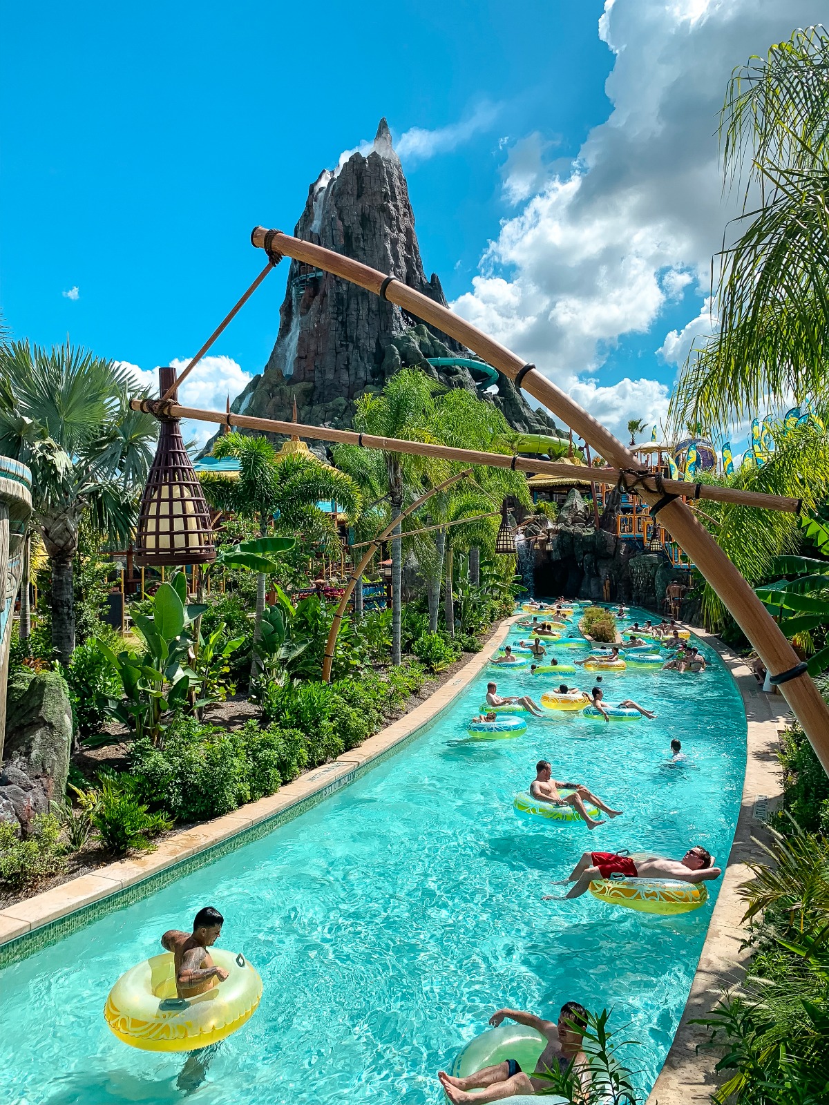 Lazy River rides with Eleana at Universal's Volcano Bay